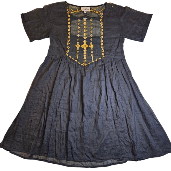 Raven + Lily Dresses & Skirts - Feminine Boho Embroidered Sheer Tunic Black & Gold Dress Medium